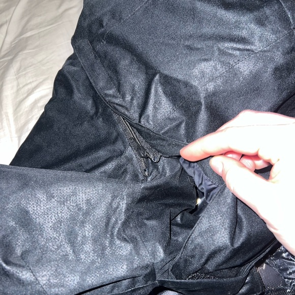 Columbia Black Hooded Jacket - Picture 7 of 7